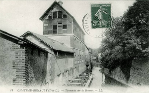 8- Tanneries sur la Brenne à Chateau Renault